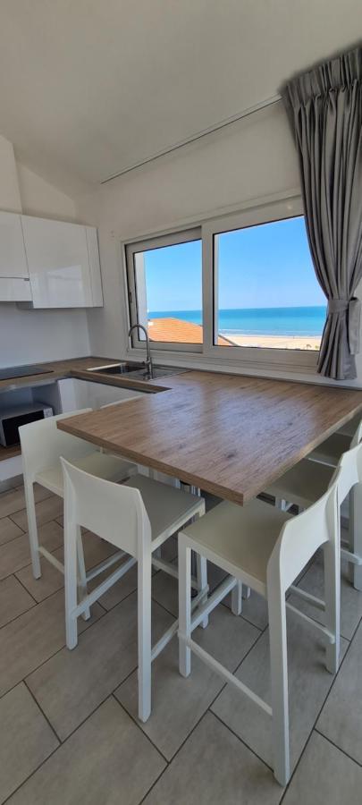 Rubino Apartments A 100Metri Dal Mare 리치오네 외부 사진