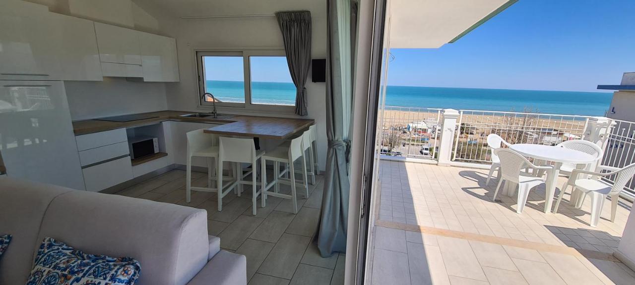 Rubino Apartments A 100Metri Dal Mare 리치오네 외부 사진
