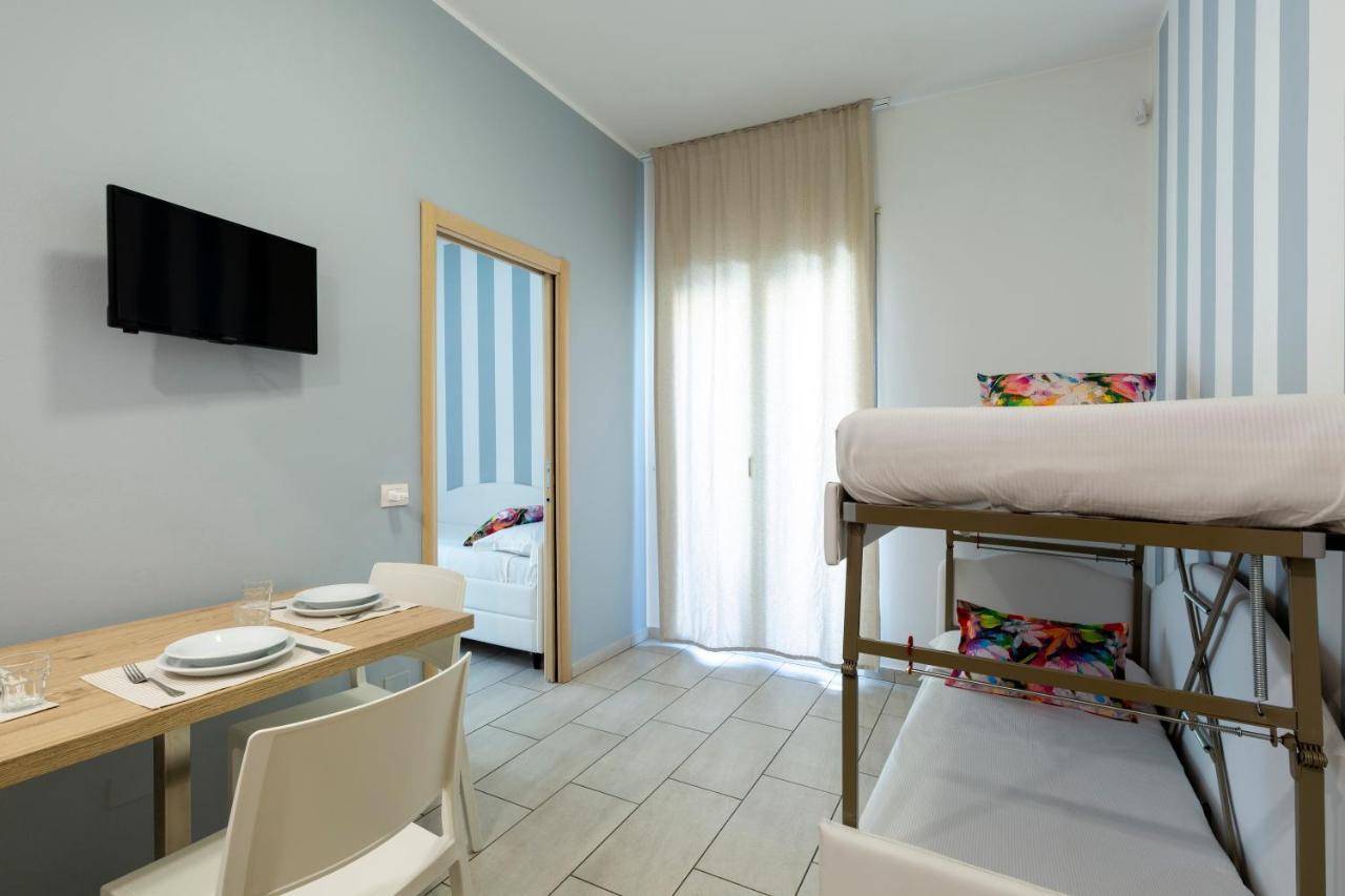 Rubino Apartments A 100Metri Dal Mare 리치오네 외부 사진